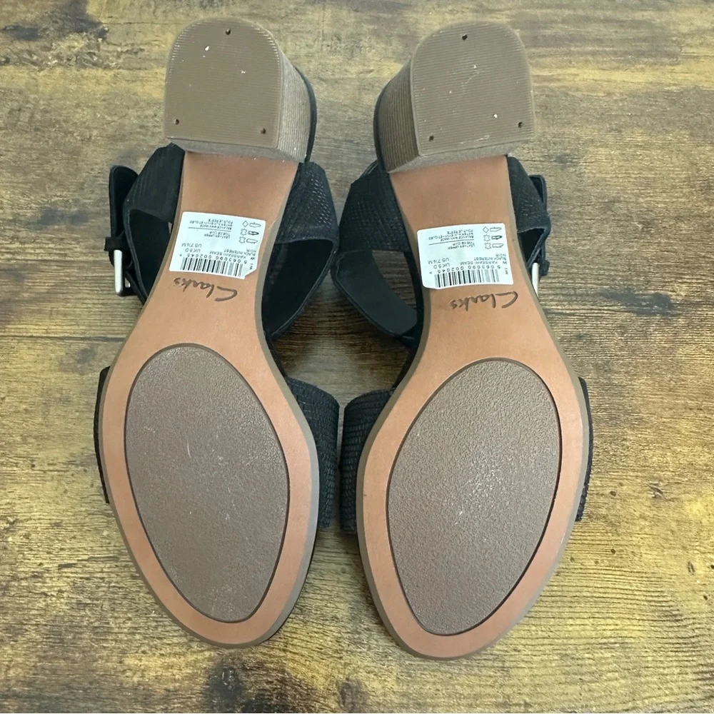 Clarks Womens Karseahi Sandal 7.5 Black Textured‎ Block Heel Sandals Leather New